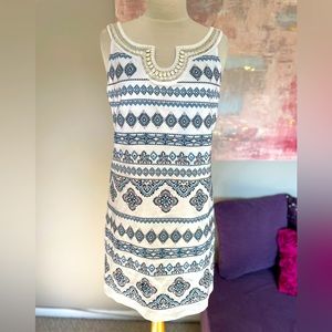 White House Black Market white dress with beaded & embroidered detail S 8 NWT 💐💐